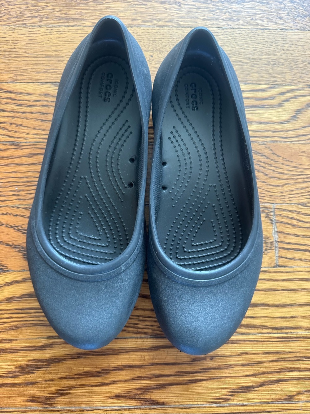 CROCS Women's Black Slip-On Ballet Flats - Classic Comfort
